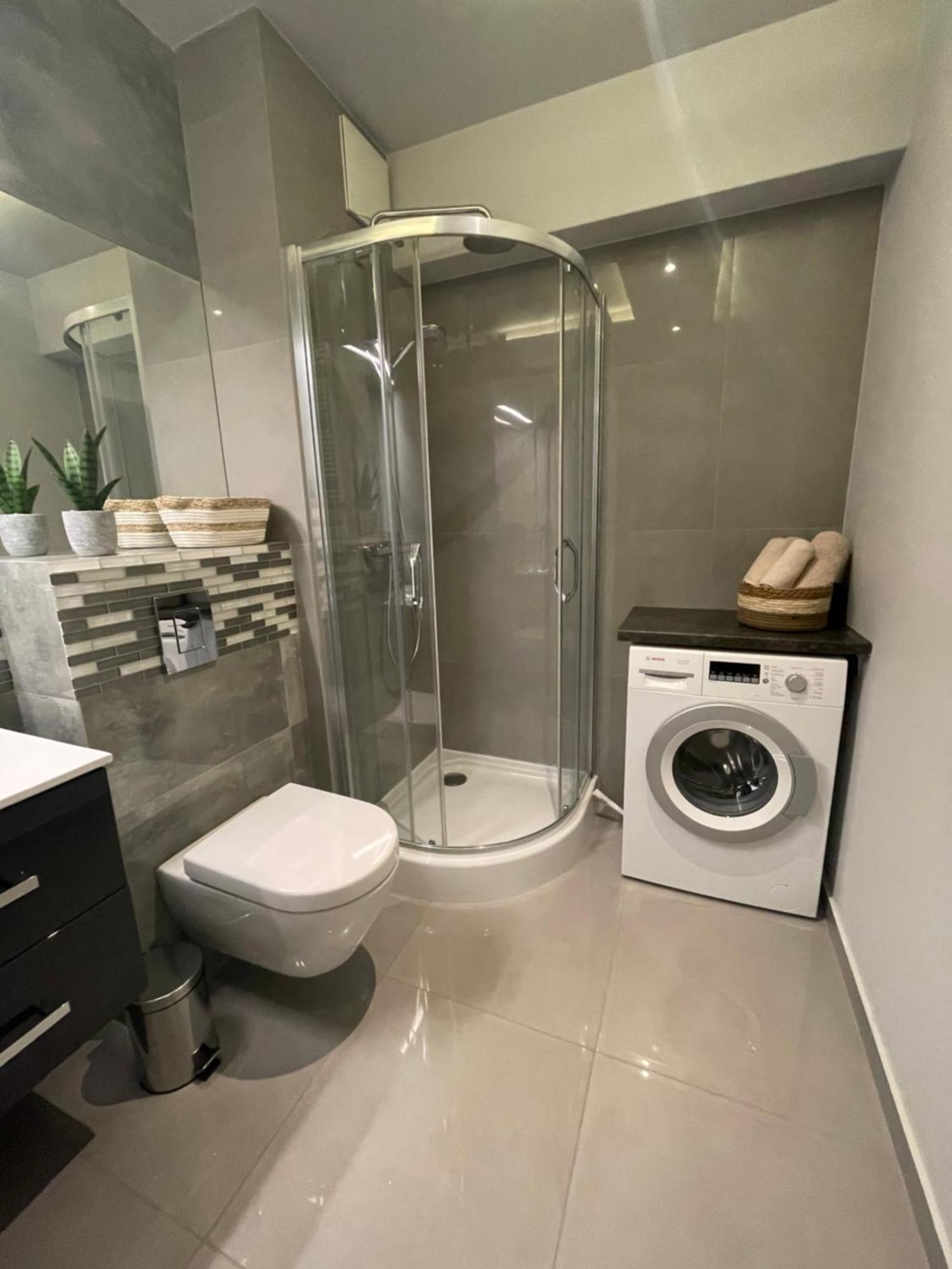 Wenecjanska Comfort Apartment, Free Parking, Self Check-in 24h Apartment Poznan